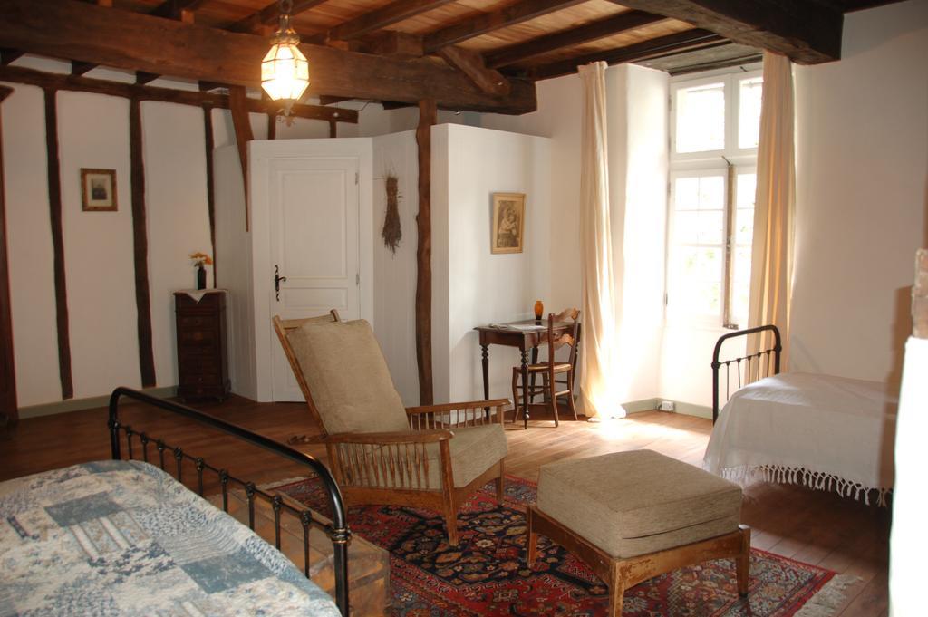 سان أنتونين Auberge Lion D'Or الغرفة الصورة