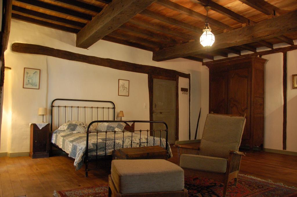 سان أنتونين Auberge Lion D'Or الغرفة الصورة